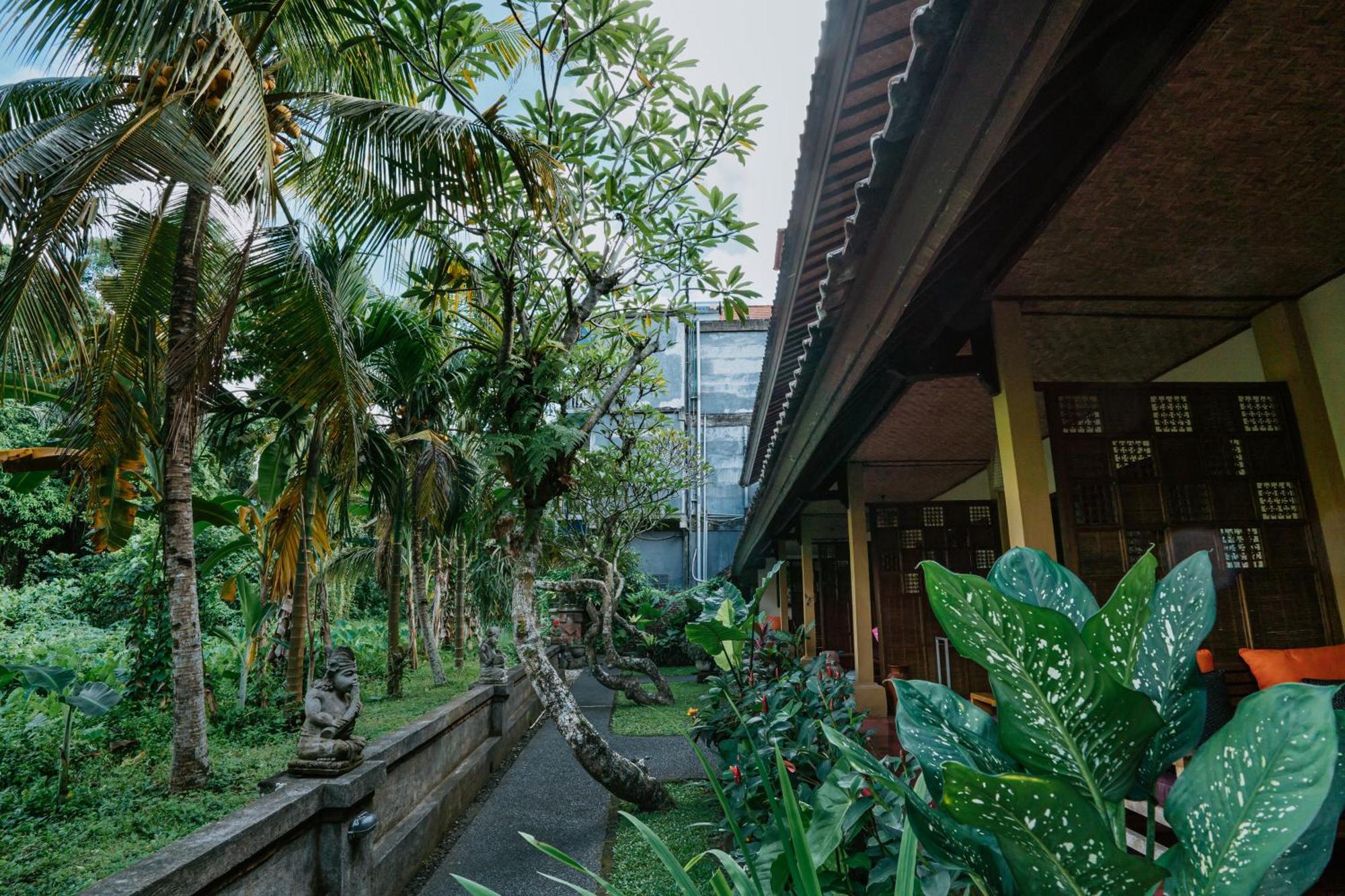 Jati Home Stay Ubud  Exterior photo